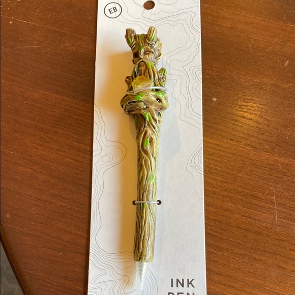 🎃Brown and Green Tree-Inspired Ink Pen - Picture 1 of 1
